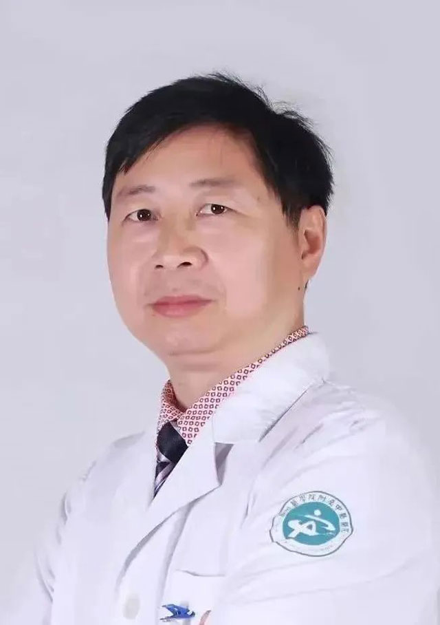 与死神赛跑┃因咳嗽住进ICU,生命垂危......(图3) 640.jpg