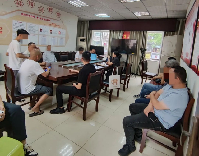 小区加装电梯有纠纷,法官现场调解促和谐!(图1) 电梯1.jpg