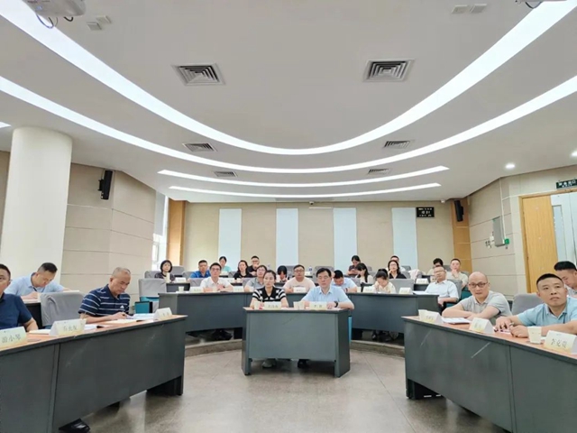 泸州市“加快建设港口型国家物流枢纽城市”专题研讨班在上海交通大学开班