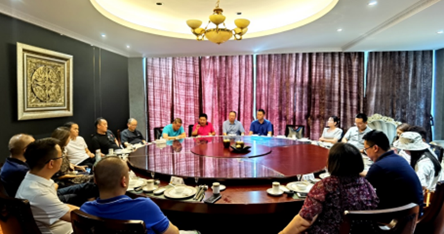 市房协组织召开泸州市部份媒体跨界合作茶话会