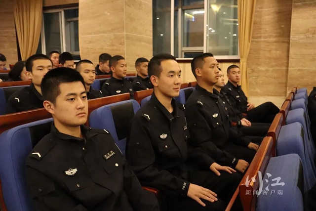 聚焦成都大运会丨355名在泸高校大学生志愿者已就位(图3) 大3.jpg