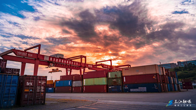 增长128.37%!宜宾上半年收获一张亮眼“成绩单”(图4) 640 (2).png