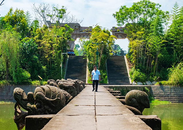 泸县龙脑桥大咖云集丨单霁翔、郑恺、王昱珩……(图12) nEO_IMG_13.jpg