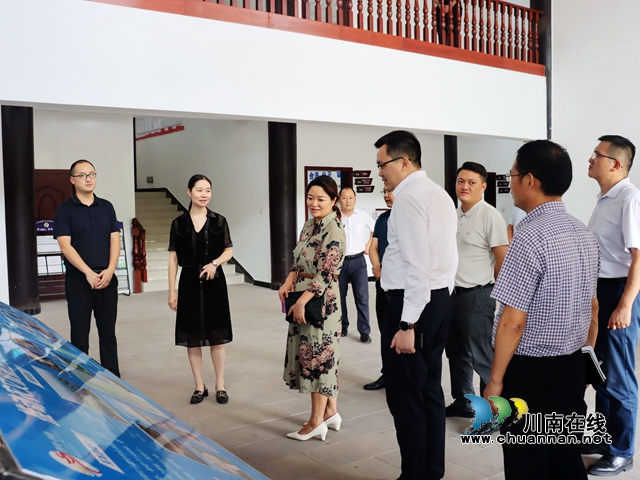 永川区·泸县召开共建川渝融合泸永现代农业示范园座谈会(图1) 1.jpg