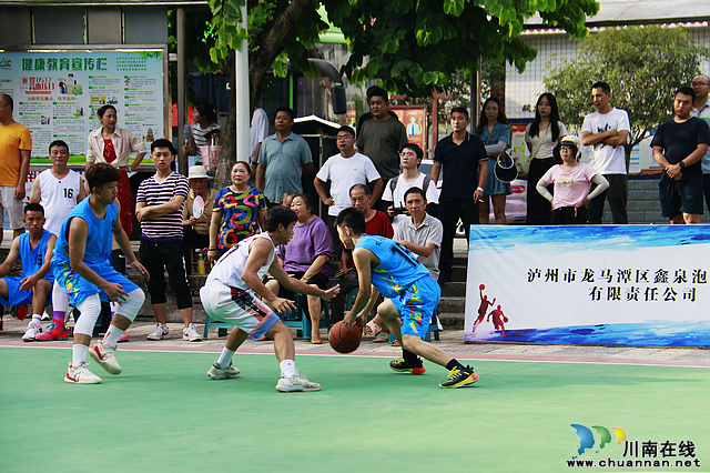 龙马潭:燃爆了!双加镇首届“村BA”圆满落幕(图3) nEO_IMG__26A6737.jpg