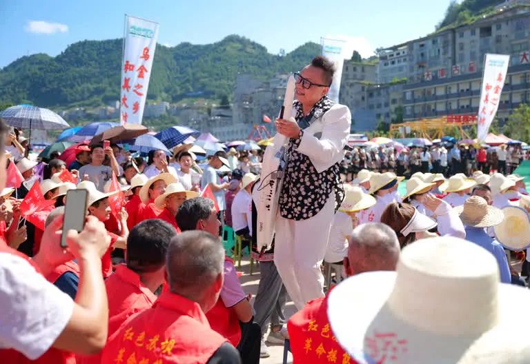 太嗨啦!古蔺大村镇首届“村游节”开幕了……(图2) 2.jpg