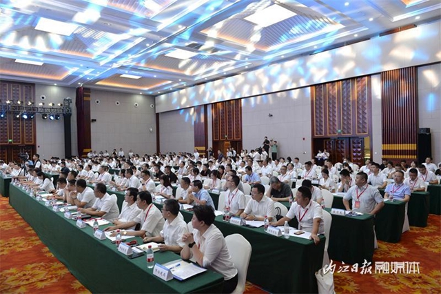 总投资超100亿元!内江高新区签下34个重要项目(图2) 2.jpg