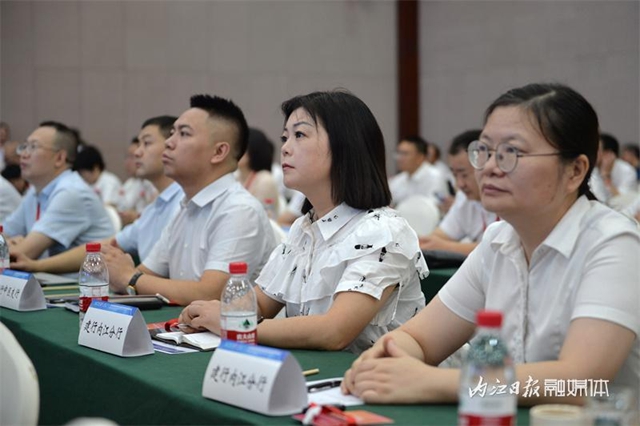 总投资超100亿元!内江高新区签下34个重要项目(图5) 5.jpg