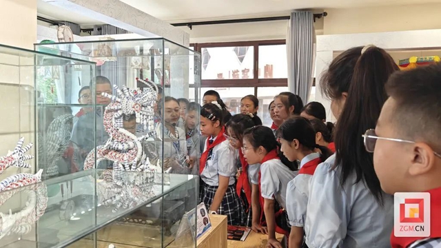 安排!自贡彩灯“带回家”(图2) 灯2.jpg