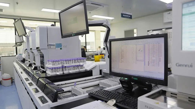 【讲述】西南医大中医院建院40周年|两位博士感受最深的是……(图5) 6.jpg