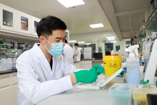 【讲述】西南医大中医院建院40周年|两位博士感受最深的是……(图8) 9.jpg