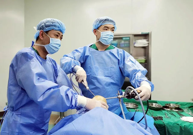 【讲述】西南医大中医院建院40周年|两位博士感受最深的是……(图9) 10.jpg