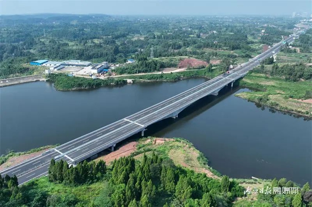 提前6个月!内江这条新高速公路全线贯通——(图7) 微信图片_20230911103330.jpg