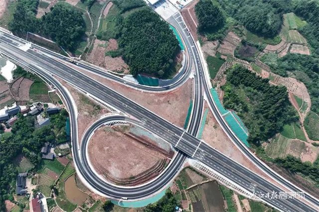 提前6个月!内江这条新高速公路全线贯通——(图8) 微信图片_20230911103335.jpg
