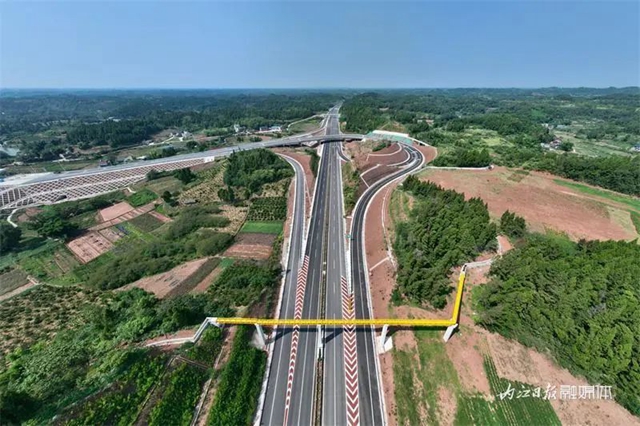 提前6个月!内江这条新高速公路全线贯通——(图10) 微信图片_20230911103345.jpg