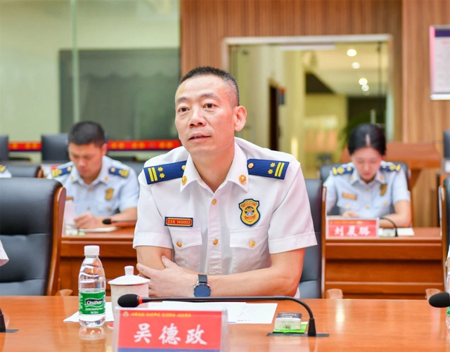 西南医科大学附属医院与泸州市消防救援支队签署战略合作协议(图2) 消防2.jpg