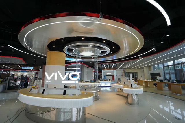 顶流开张!京东电器城市旗舰店在泸州金融商业中心开始试营业(图6) 6.jpg