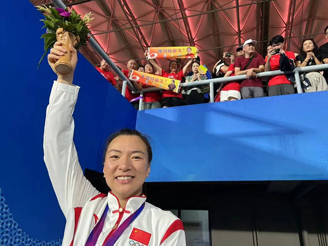 喜报！泸州市江阳区西路学校输送队员陈可怡拿到亚运会女子七人橄榄球金牌