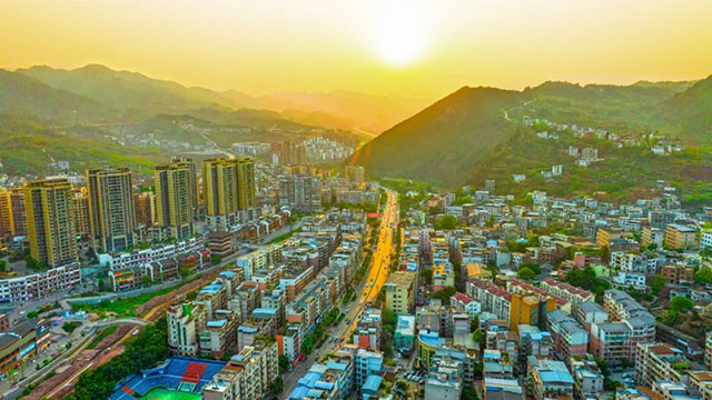 节日我在岗｜古蔺：坚守的身影，最美的风景！