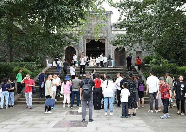 宜宾:人人人从从从众众众你众众众从从从人人人(图8) 8.jpg