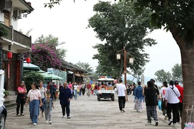 宜宾:人人人从从从众众众你众众众从从从人人人(图9) 9.jpg