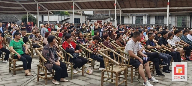 火爆!自贡A级景区接待游客94万余人次(图12) 12.jpg