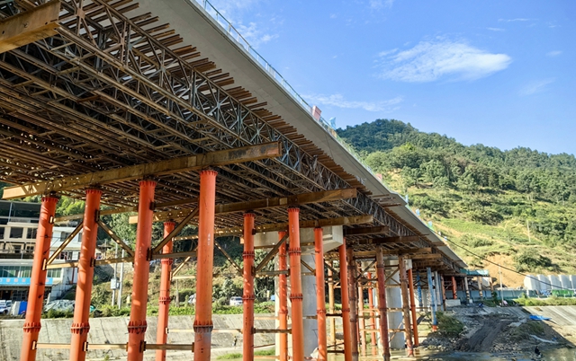 航拍大片!渝昆高铁宜宾这段修成这样了(图8) 8.jpg