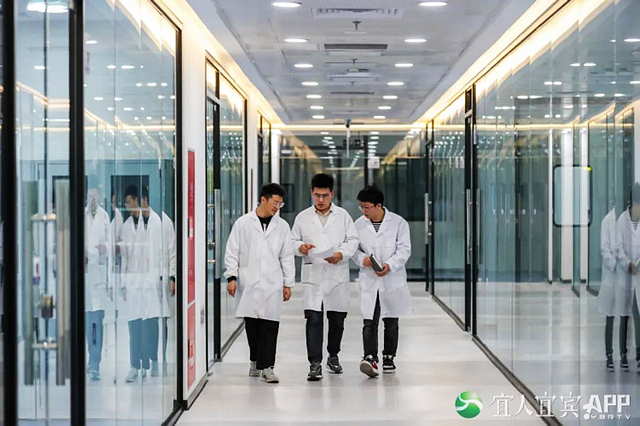 1000000000元!宜宾带上创新创业投资基金走进清华大学(图3) nEO_IMG_3.jpg