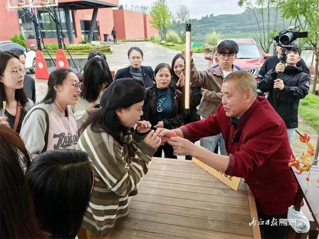 惊艳!这场国际性盛会上,内江闪亮登场(图10) 10.jpg