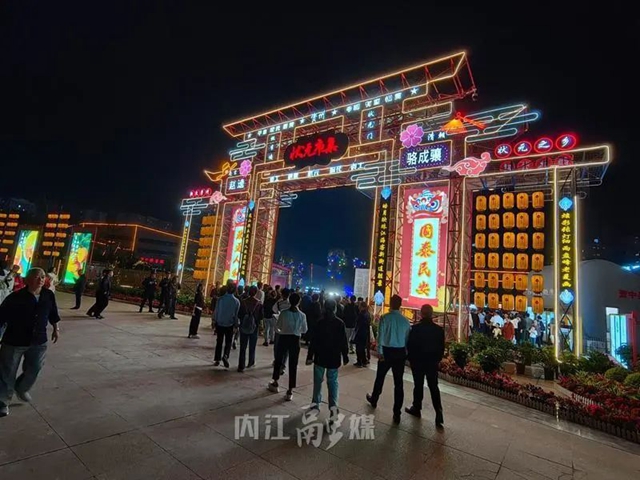 开业20天迎客30万！资中“状元市集”，你不去就太可惜了——