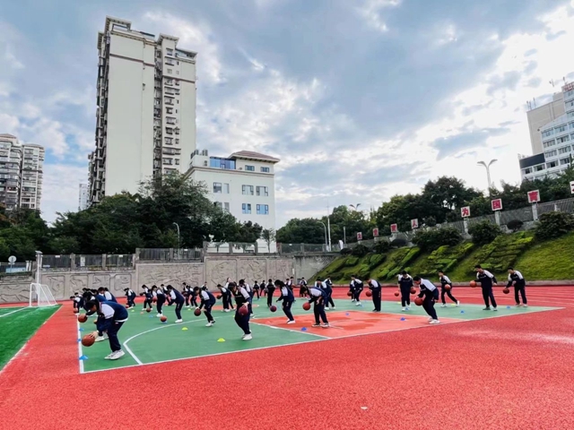 艺体课堂展风采 踔厉奋发向未来——泸州市龙马潭区高铁学区艺体学科优质课竞赛活动(图1) 微信图片_20231025105554.jpg