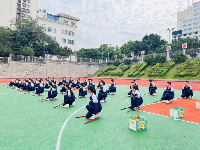艺体课堂展风采 踔厉奋发向未来——泸州市龙马潭区高铁学区艺体学科优质课竞赛活动(图10) 微信图片_20231025105657.jpg