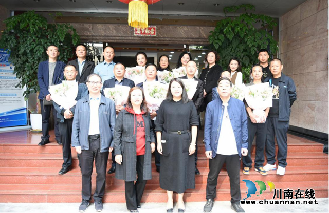 古蔺县自然资源和规划局举行离退休人员欢送会(图2) 图片3.png