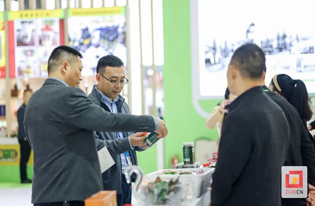 自贡组团参加农博会 集中签约14个项目 特色精品盛装亮相(图7) 自贡7.jpg