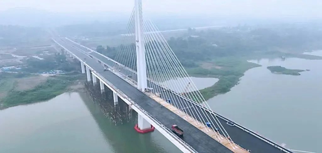 连接城西、城南!泸州长江六桥预计下月底通车(图1) 1.jpg