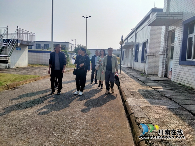 省水利厅农水中心到叙永县督导农村供水标准化管理(图1) 水1.jpg