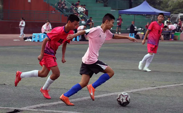 龙马潭区2023年“旭阳杯”中学生足球联赛落幕(图10) 10.jpg