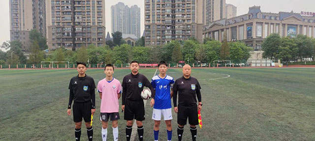 龙马潭区2023年“旭阳杯”中学生足球联赛落幕(图3) 3.jpg