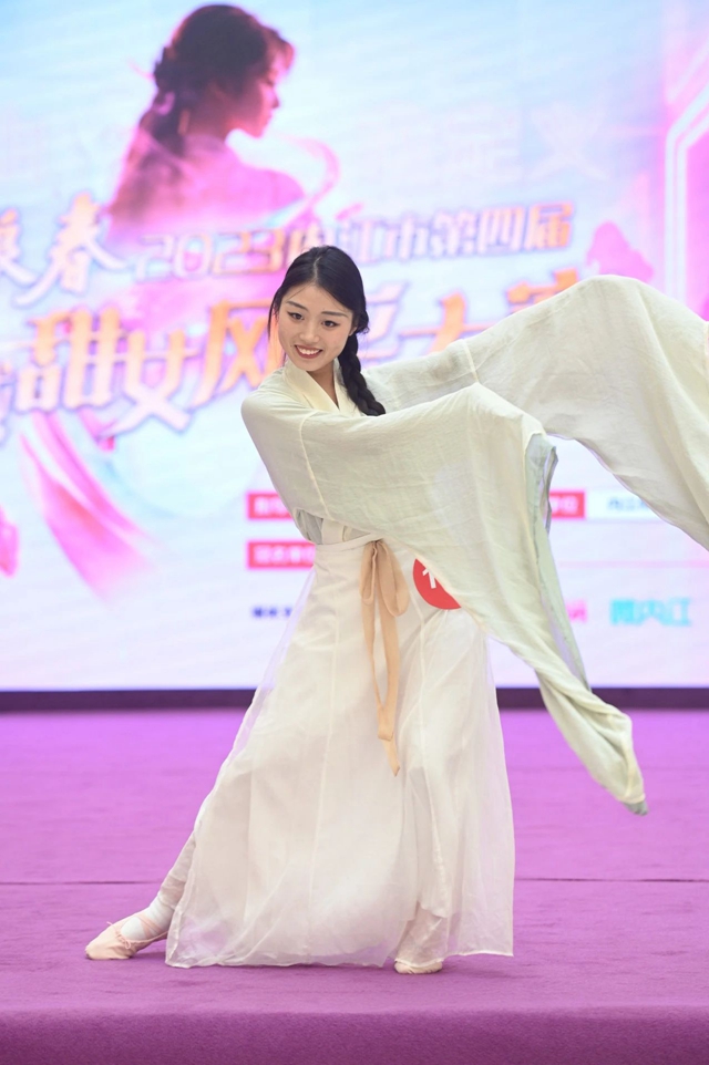 人气爆棚！内江的“宝藏女孩”云集这里