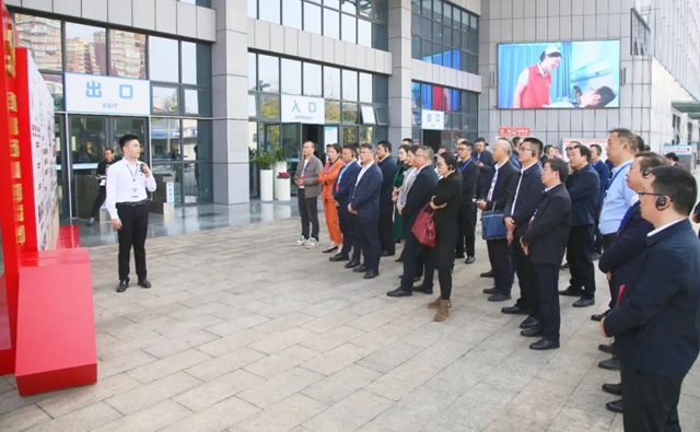 全省医院党建工作片区会在泸州召开