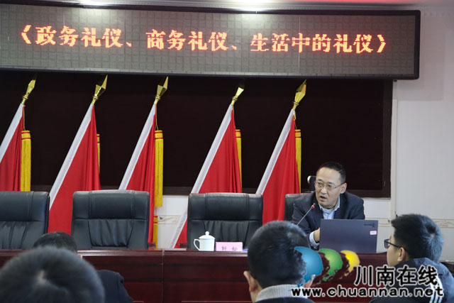 “酒城讲坛·龙城讲堂”走进泸县立石镇(图1) 1.jpg