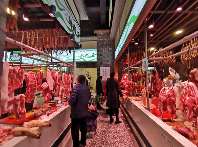 12月1日起，宜宾生鲜食用农产品经营者禁用“生鲜灯”