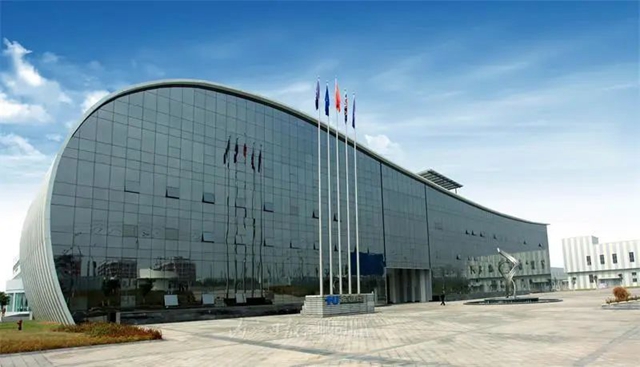 《人民日报》“高质量发展调研行”栏目关注宜宾动力电池产业发展