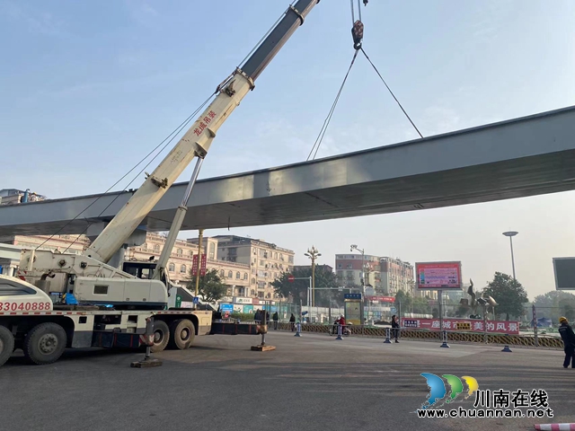 泸县:架起“连心桥”,畅通“民心路”(图1) 微信图片_20231128161224.jpg