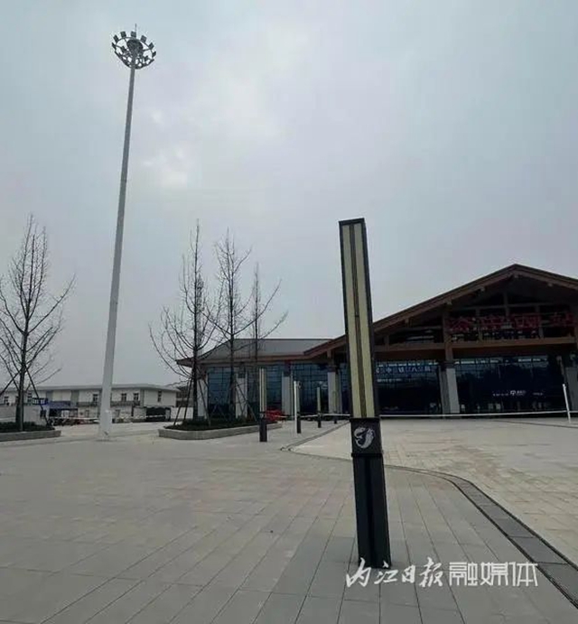 本月底通车!记者带你实探内江这个新高铁站——(图6) 微信图片_20231206111100.jpg