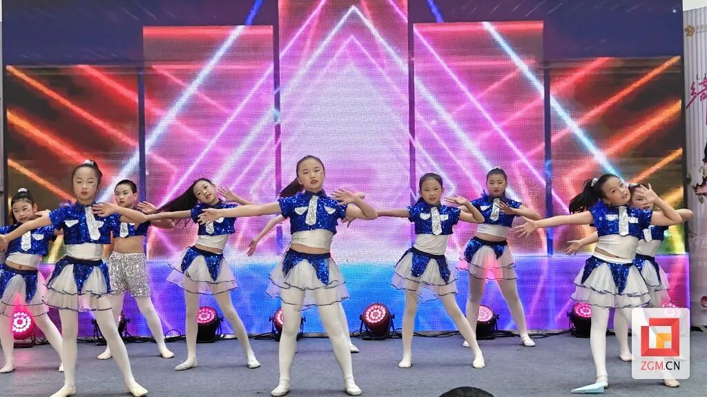 30幅青少年画作将“登陆”自贡公交！