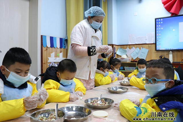 幼儿体验包饺子活动（陈聪蓉）.JPG