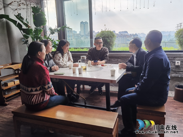 走访企业 (2).jpg