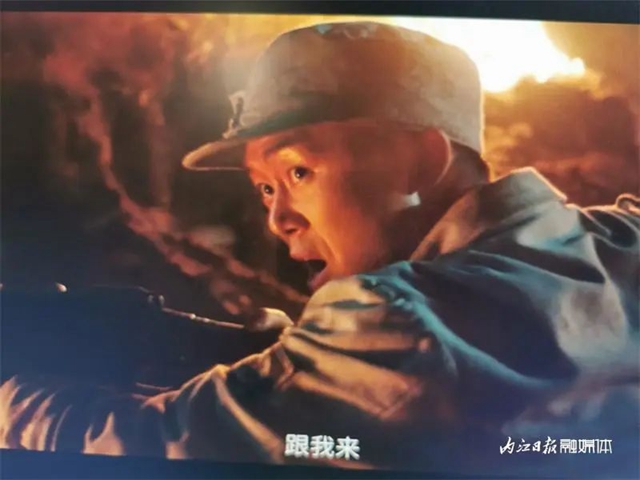 “看哭了”！这位内江籍导演拍的抗战片上线就火——
