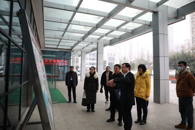 泸州市卫生健康委专家组对合江县中医医院进行就医体验感“五心”医院现场评估